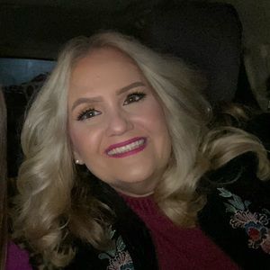 Meet your Posher, Caroline